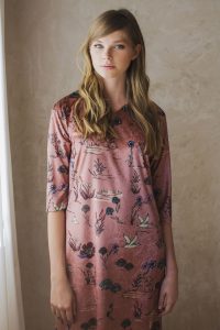 סטודיו שחרית בגדים לדתיות